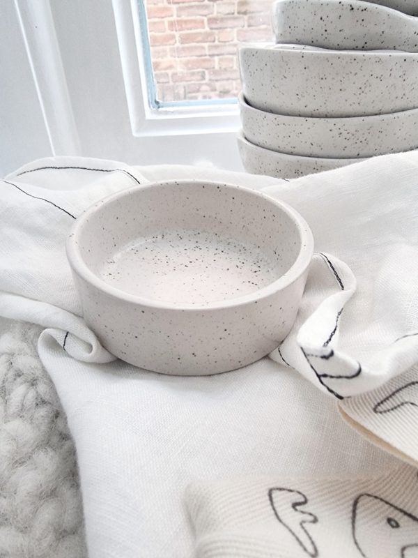 Schaaltje recht off white