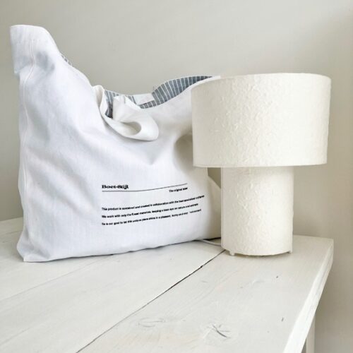 Papier mache tafellamp